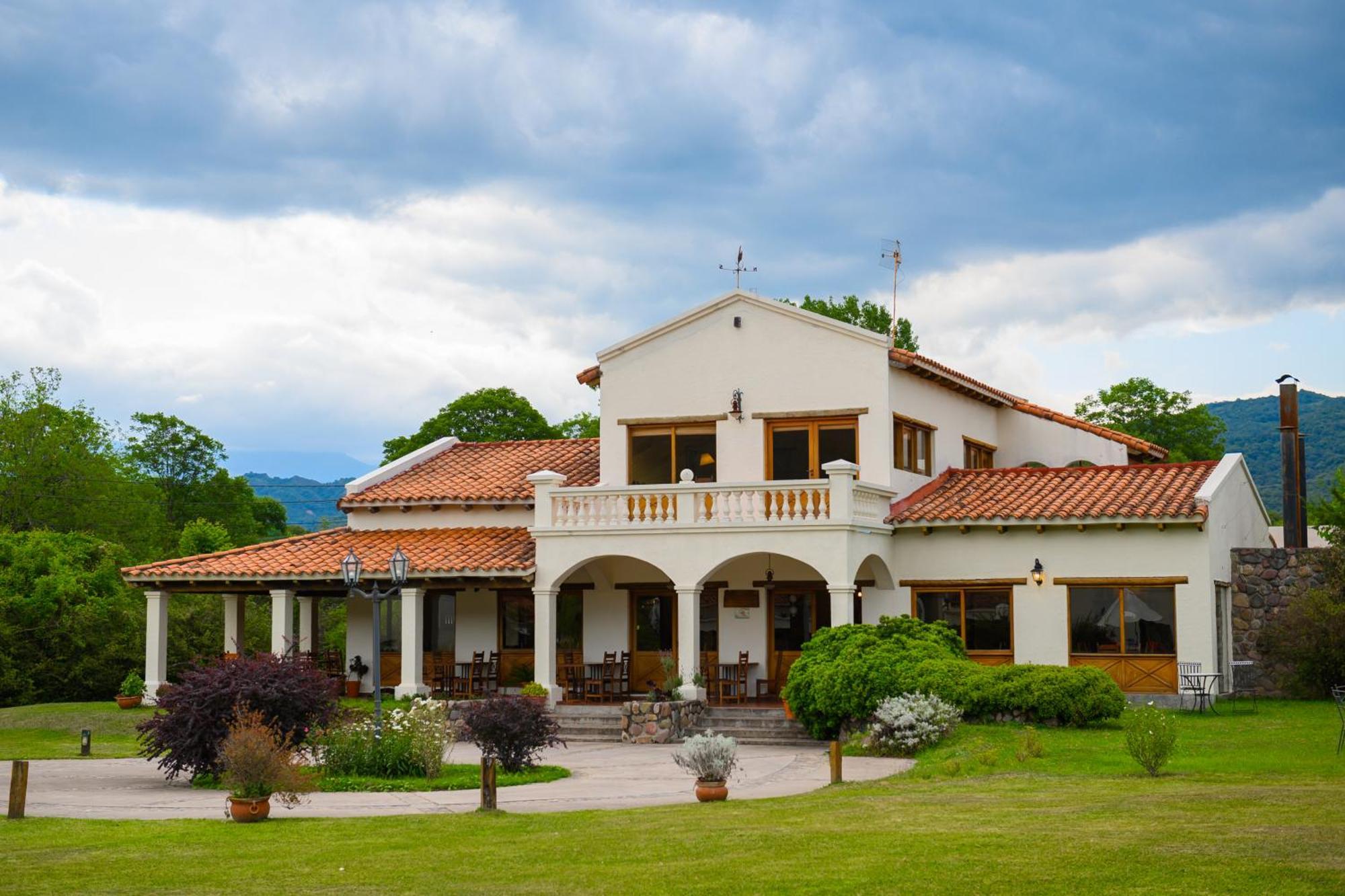 Hosteria La Caldera Kültér fotó